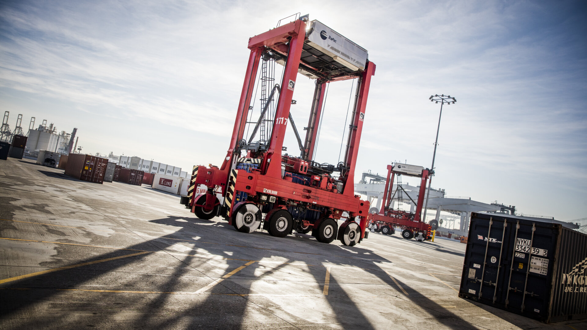 Kalmar automated straddle carrier application Kalmarglobal