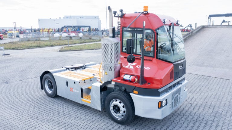 Upptäck nya TT7 Terminaltraktor