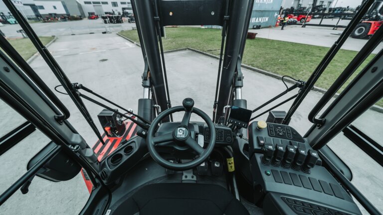 Kalmar's Remanufactured Engines