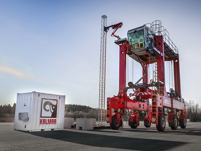 Kalmar FastCharge™ Shuttle Carrier Kalmarglobal