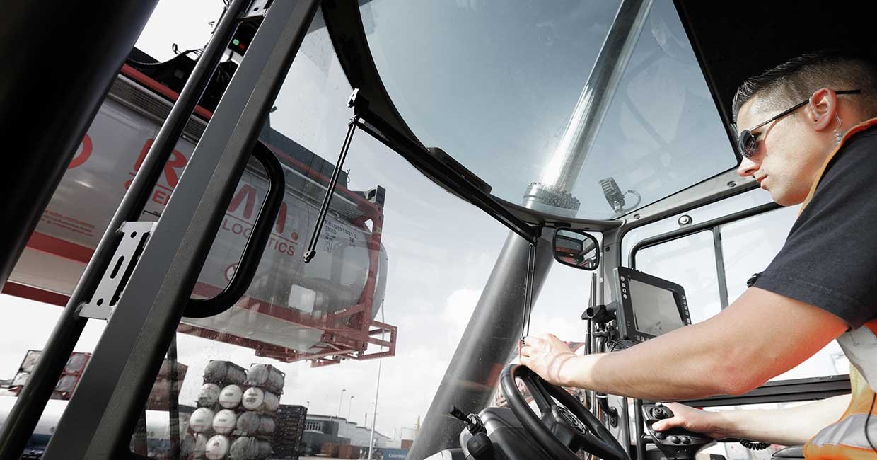Video: Kalmar K-Motion at RBC Terminal: reliable, safe and highly efficient