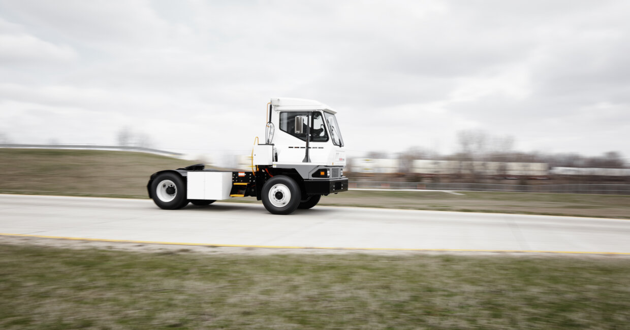 Future of terminal tractors is electric – while performance is still the key