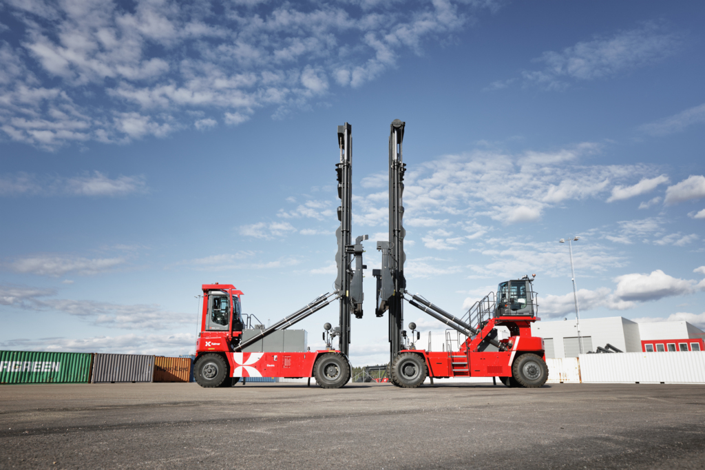 NB_Kalmar Electric Empty Container Handler ECG90-110 (4) NB_Kalmar Electric Empty Container Handler ECG90-110 (4)