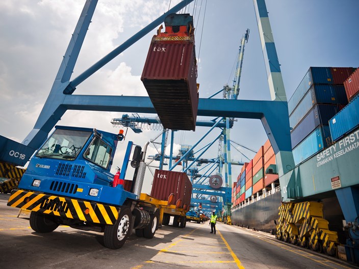 Container handling | Kalmarglobal
